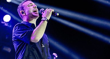 Oğuzhan Koç, 'akustik Türkçe pop'tan yana