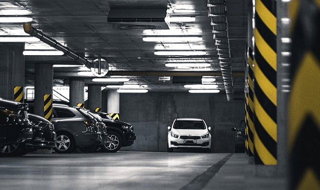 Otopark zorunluluğu 10 metrekare büyütüldü