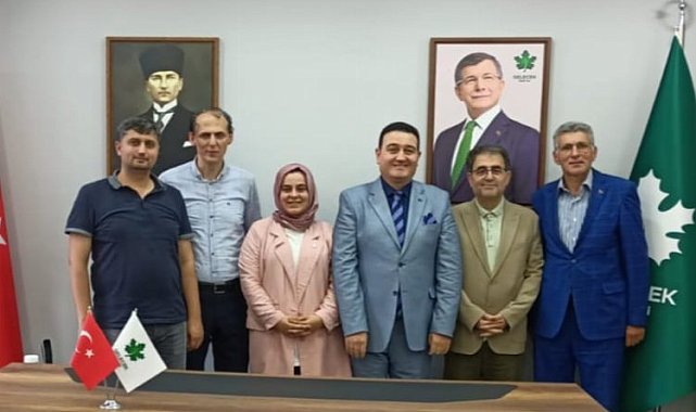Rize'de 6'lı masayı Gelecek Partisi ağırladı