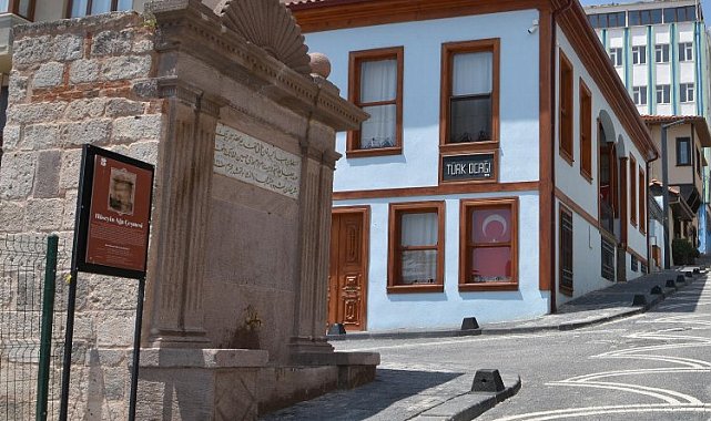 Tarih yeniden sayfa aralıyor
