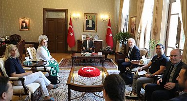 Vali Doğan Papaconstantino'yu kabul etti