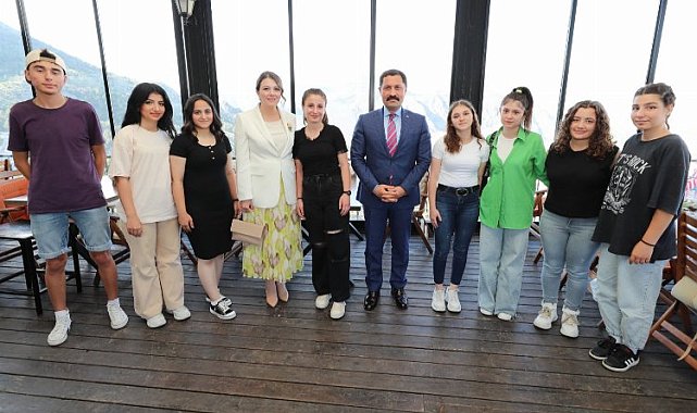 Vali'den öğrencilere YKS tavsiyeleri