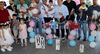Yıllar sonra babalığı tadanlar özel günde buluştu