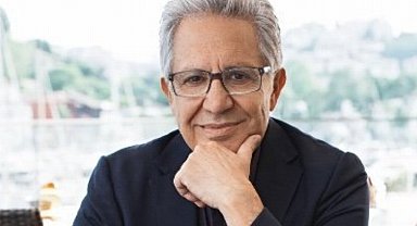Zülfü Livaneli'nden II. Abdulhamid kitabı