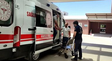 Adıyaman'da kontrolden çıkan araç şarampole yuvarlandı