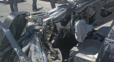 Adıyaman'da tır ile otomobil çarpıştı: 3 yaralı
