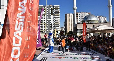 Ahmet Çolakbayrakdar çocukluğuna döndü