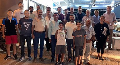 AK Parti heyetinden efelere çıkartma
