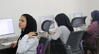 Akçakaleli gençler geleceğe umutla bakıyor