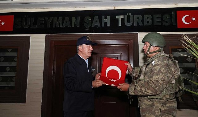 Bakan Akar Süleyman Şah Türbesi'nde