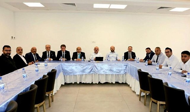 Başkan Esen siyasi parti temsilcileri ile istişare etti