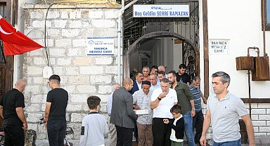 Başkan Gürkan, vatandaşlarla bayramlaştı