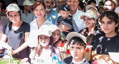 Başkan Seçer'e Erdemli'de görkemli karşılama
