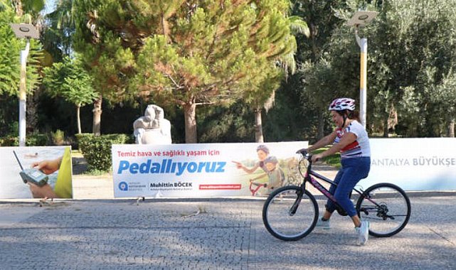Belediyeden ilginç eğitim! Bisiklet nasıl sürülür?