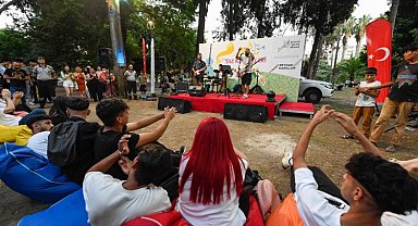 Bi Yaz konserleri nefes kesiyor