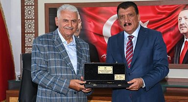 Binali Yıldırım'dan Başkan Gürkan'a ziyaret