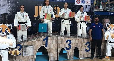 Bursa Osmangazili judocunun madalya mutluluğu