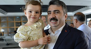 Bursa Yıldırım'da harçlıklar Başkan Yılmaz'dan