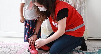 Çocukların bayramlıkları Kızılay'dan
