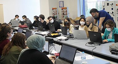 Coşkunöz veri bilimci gençler yetiştirecek