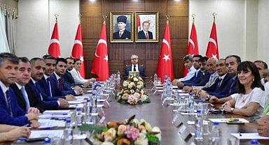 Diyarbakır Valiliği 'istihdam ve mesleki eğitim' için toplandı