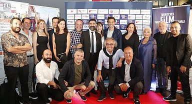 Frankfurt'ta 'altın elma' 7 dalda sahiplerini buldu
