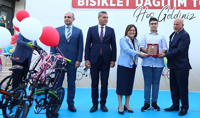 Gaziantep'te LGS birincisine ödül