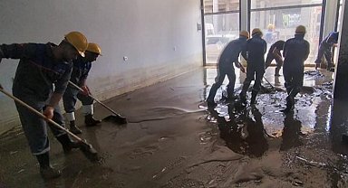 Giresun Belediyesi sel afeti yaşanan bölgeye yardıma koştu