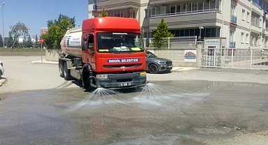 İnegöl'de cadde ve sokaklar temizleniyor