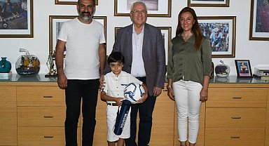İzmir Karabağlar'da kendi küçük, projesi büyük!