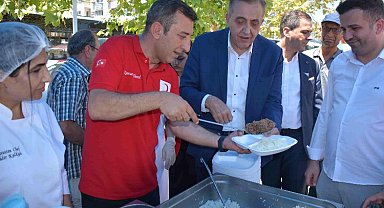 İzmir'de Buca Kızılay, 15 Temmuz'da milletin yanında