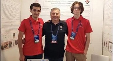 İzmirli kolej öğrencilerinden TÜBİTAK başarısı