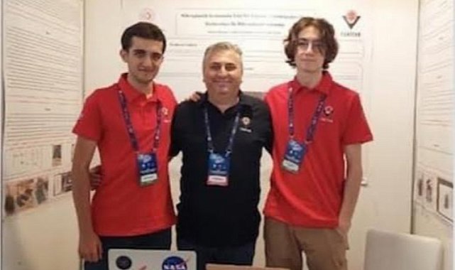 İzmirli kolej öğrencilerinden TÜBİTAK başarısı