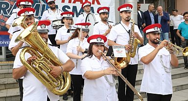 İzmit Kent Orkestrası bayram neşesini zirveye taşıdı