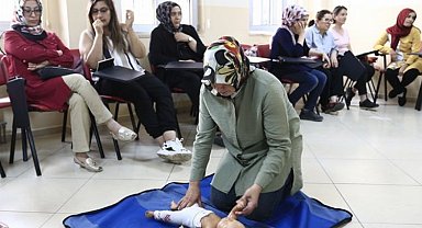 Kadınlara ilk yardım eğitimi