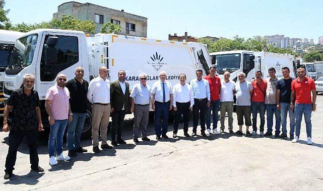 Karabağlar'a bayram armağanları