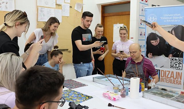 KAYMEK'ten Mostar'da ebru atölyesi
