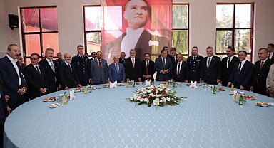Kayseri protokolü bayramlaştı..