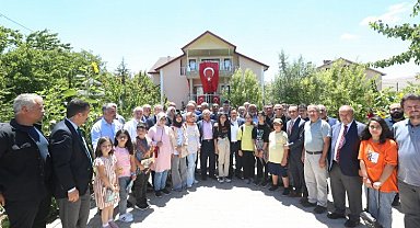 Kayseri Valisi Çiçek'ten anlamlı ziyaret