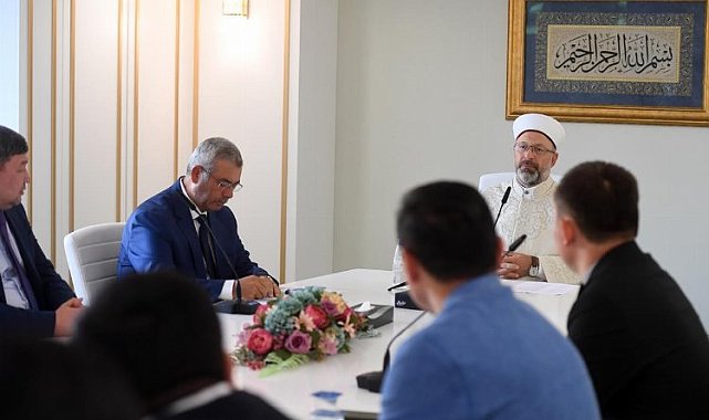 Kazakistan'dan Diyanet İşleri Başkanı Erbaş'a ziyaret