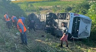 Kırklareli'nde yolcu otobüsü devrildi: 6 ölü, 25 yaralı