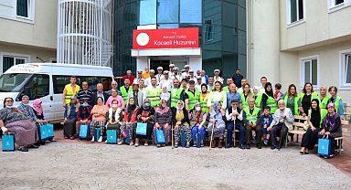 'Kocaeli Gönüllüsü' projesi gönüllerde taht kuruyor