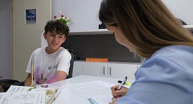 Kocaeli'de Akademi Lise'den 'tercih' desteği