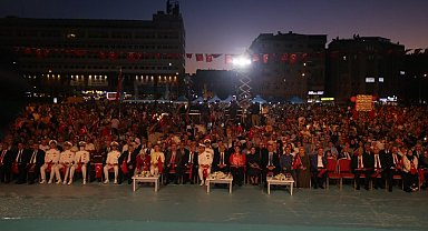 Kocaeli'nden yükselen mesaj: Darbecilere geçit yok