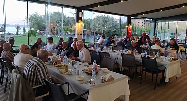 Koruyucu aileler ve emeklilerle biraraya geldi