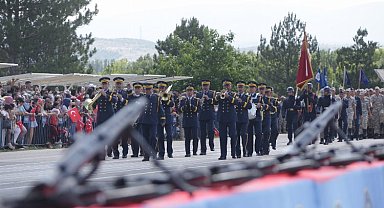 Kütahya'da Hava Er Tugayı'nda erler ant içti