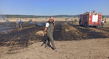 Kütahya'da kıvılcım 2 dekarlık alanı kül etti
