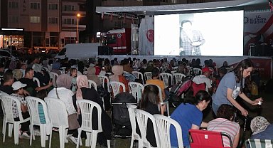 Kütahya'da yazlık sinema keyfi