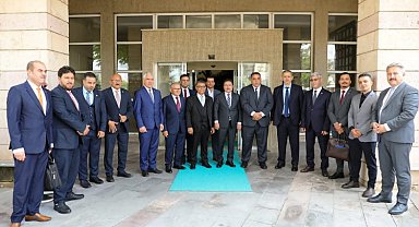 Libyalı heyetten Kayseri Valisi'ne ziyaret