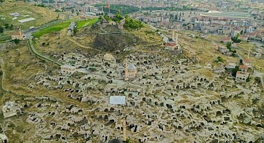 Nevşehir Kayaşehir'e ziyaretçi akını